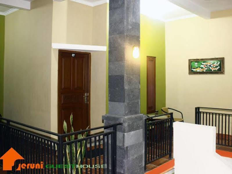 Seruni Guest House Denpasar Exterior foto
